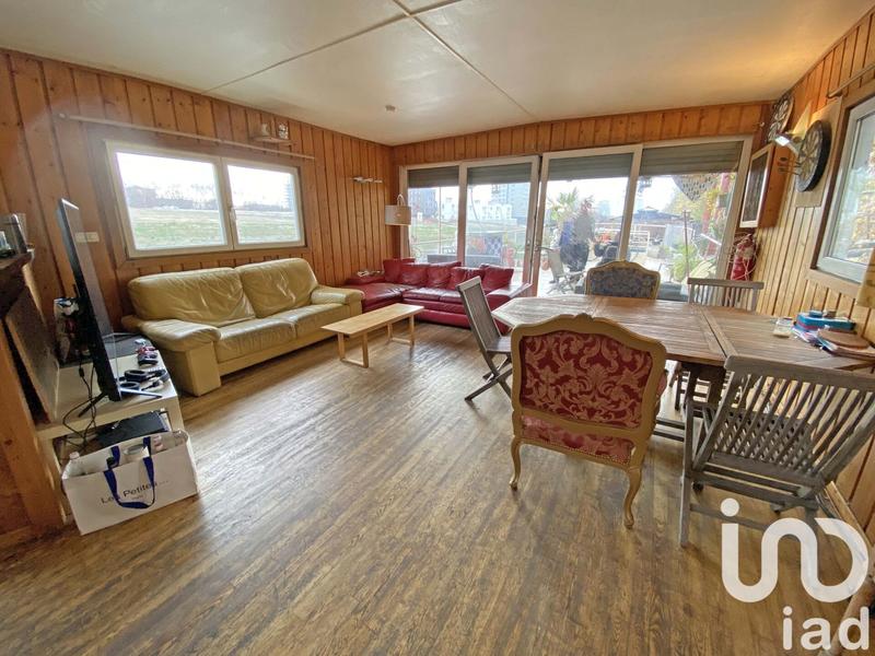 Maison - 250 m² - 10 pièces