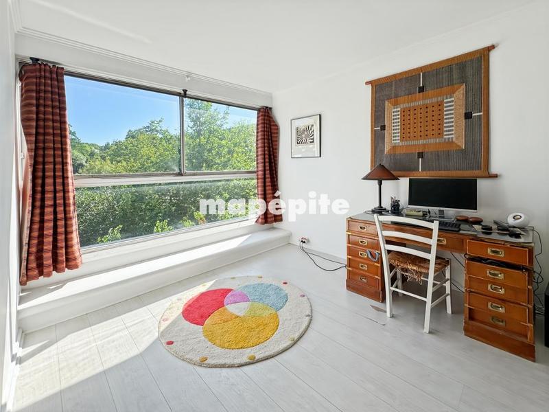 Appartement - 115 m² - 4 pièces