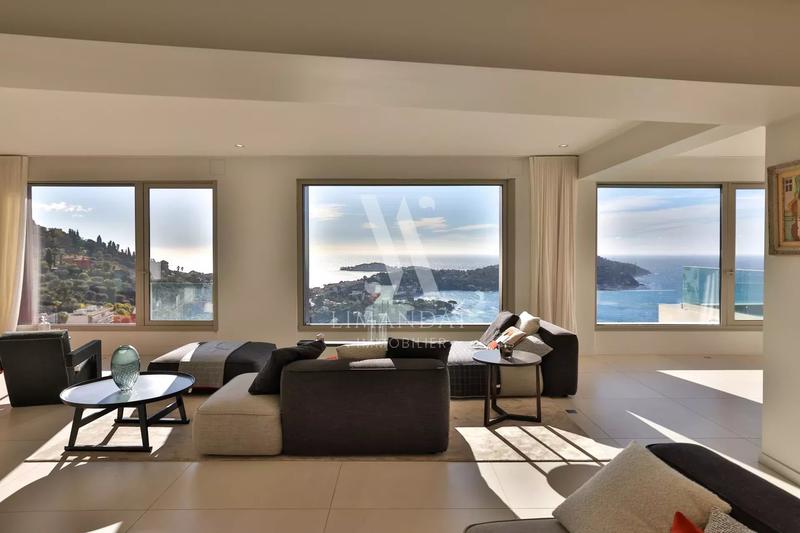 Villa - 440 m² - 8 pièces