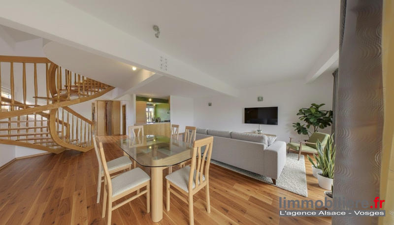 Maison - 158 m² - 5 pièces