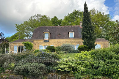 Maison - 201 m² - 5 pièces