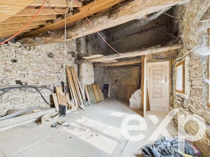 Maison - 97 m² - 4 pièces