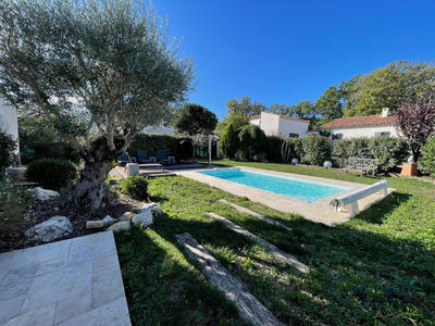 Maison - 167 m² - 6 pièces