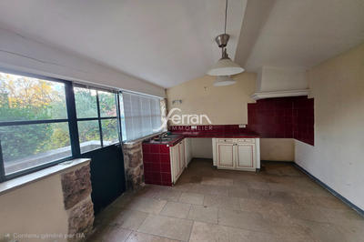 Maison - 140 m² - 8 pièces