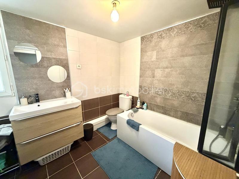 Maison - 114 m² - 6 pièces