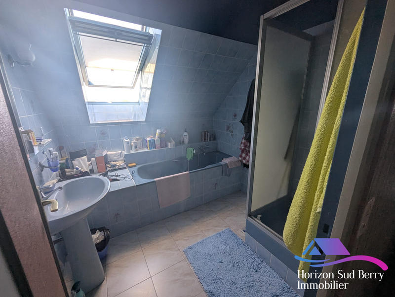 Maison - 220 m² - 5 pièces