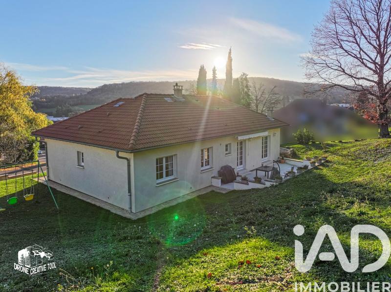 Maison - 120 m² - 5 pièces