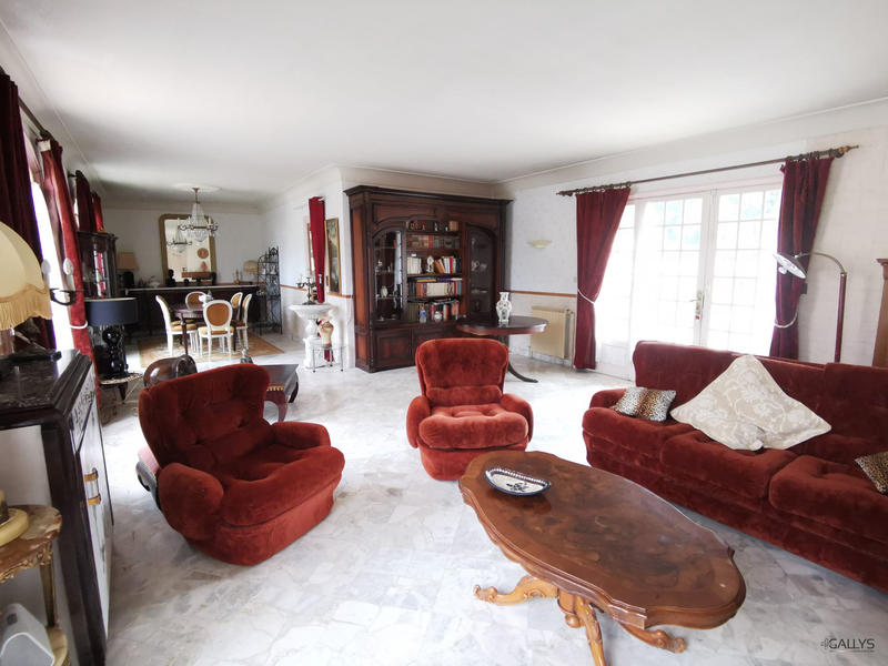 Villa - 185 m² - 7 pièces