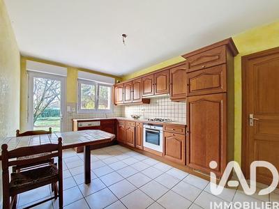 Maison - 136 m² - 4 pièces