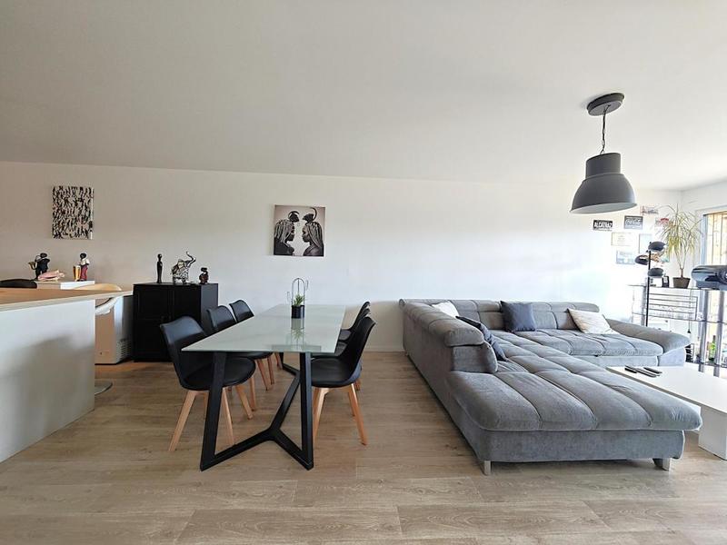 Appartement - 84 m² - 4 pièces