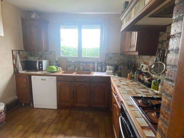 Maison - 90 m² - 5 pièces