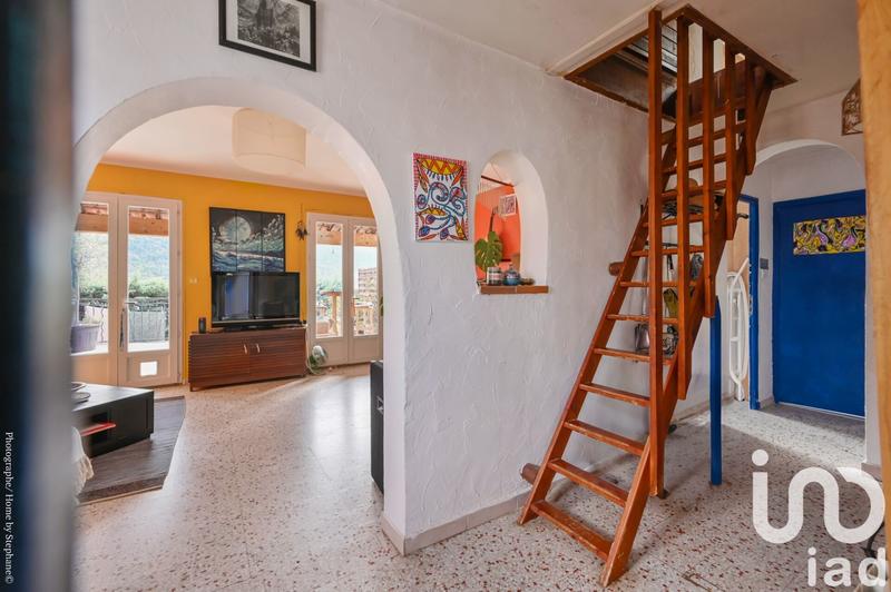Maison - 97 m² - 6 pièces