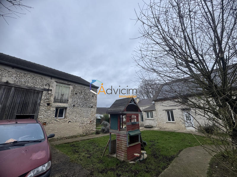 Maison - 147 m² - 5 pièces