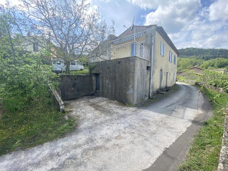 Maison de village - 91 m² - 4 pièces