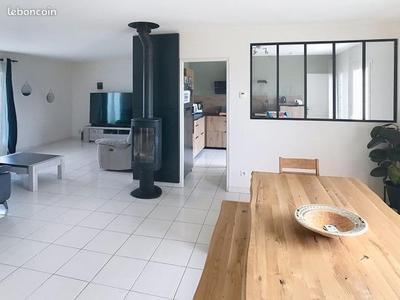Maison - 140 m² - 5 pièces