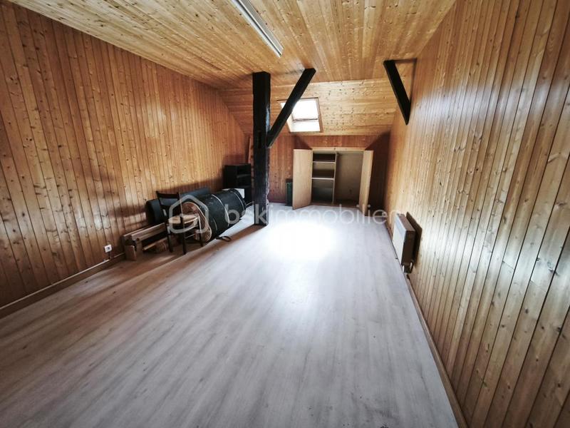 Ferme - 303 m² - 8 pièces