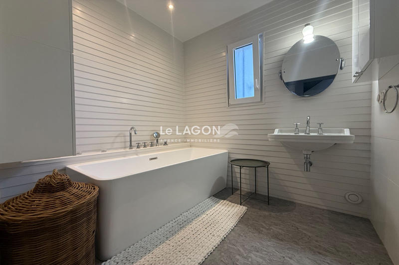 Maison - 121 m² - 4 pièces