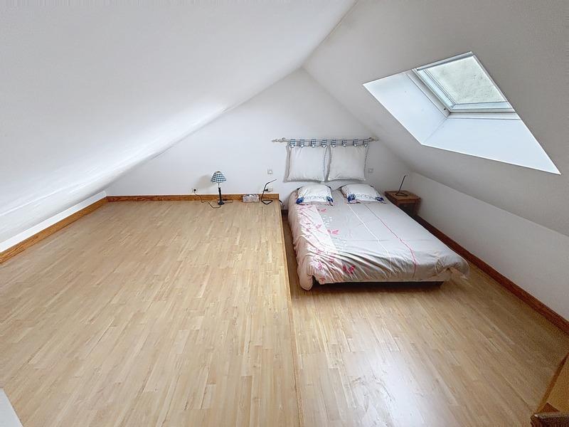 Maison bourgeoise - 200 m² - 9 pièces