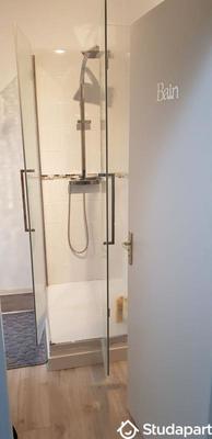 Chambre - 15 m² - 1 pièce