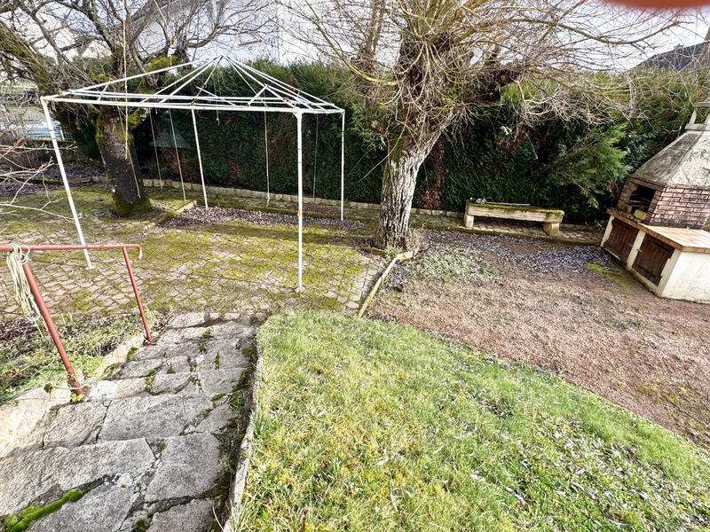 Maison - 92 m² - 6 pièces