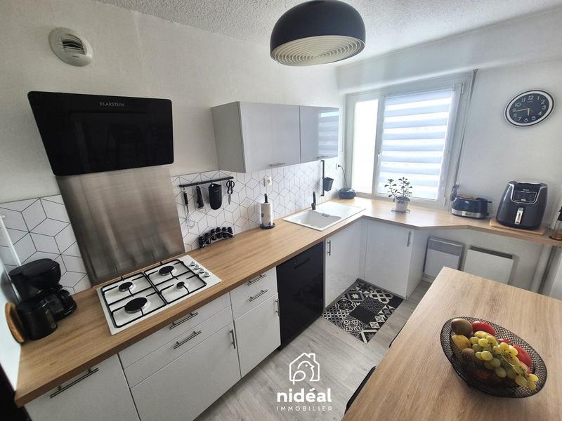 Appartement - 81 m² - 4 pièces