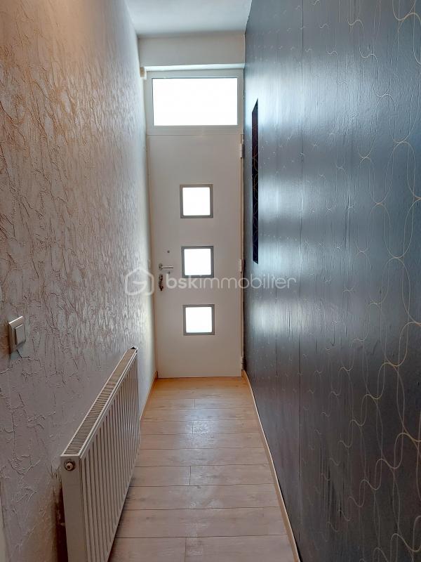 Maison jumelée - 94 m² - 4 pièces