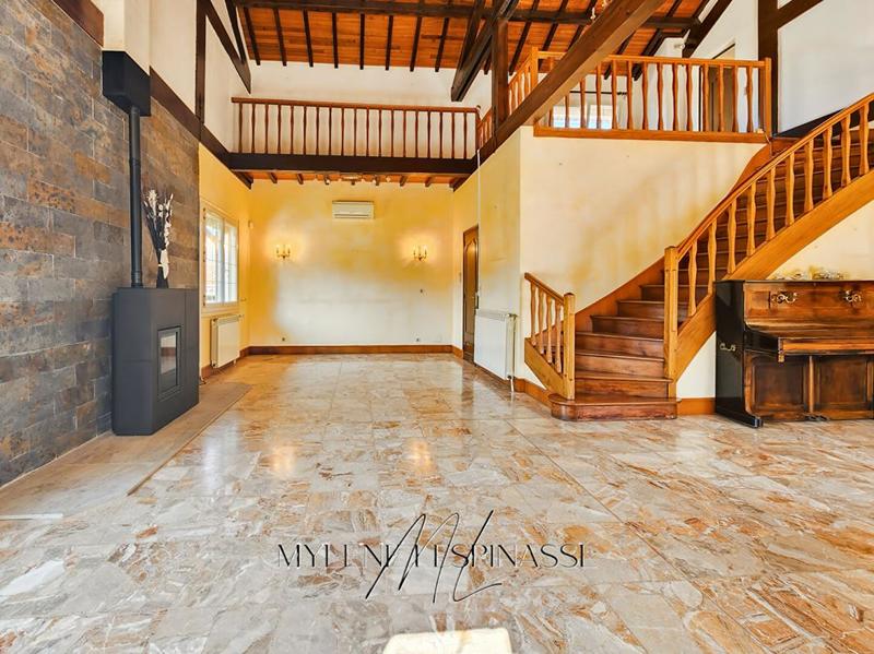 Maison - 168 m² - 4 pièces