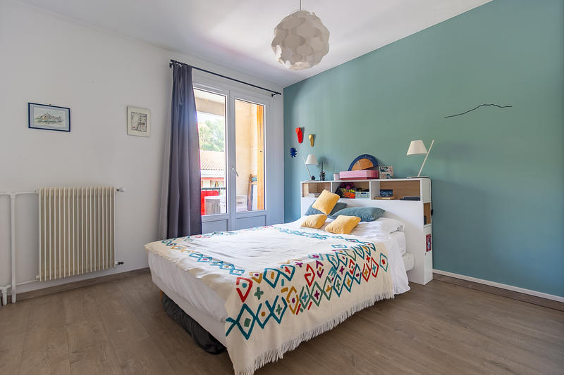 Appartement - 98 m² - 5 pièces