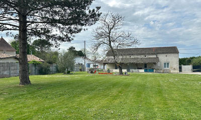 Maison - 263 m² - 11 pièces