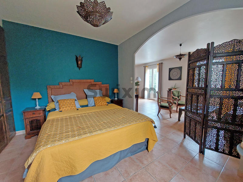 Bastide - 270 m² - 10 pièces