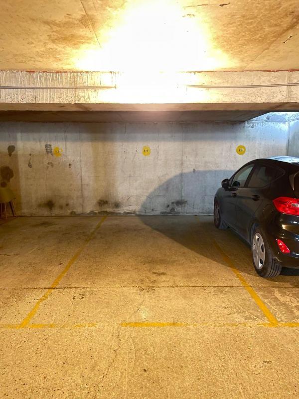 Parking - 12 m²