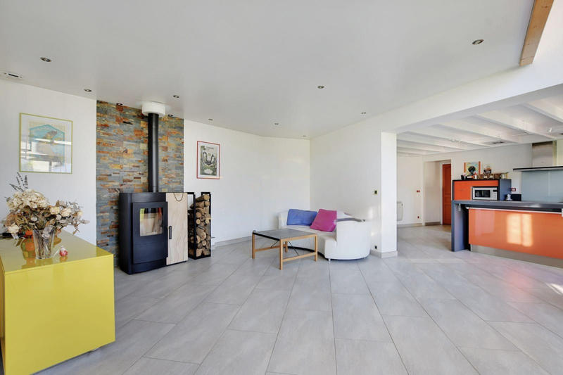 Maison - 149 m² - 6 pièces