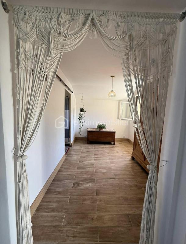 Maison - 75 m² - 5 pièces