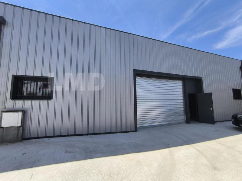 Local d'activités - 266 m² - 1 pièce