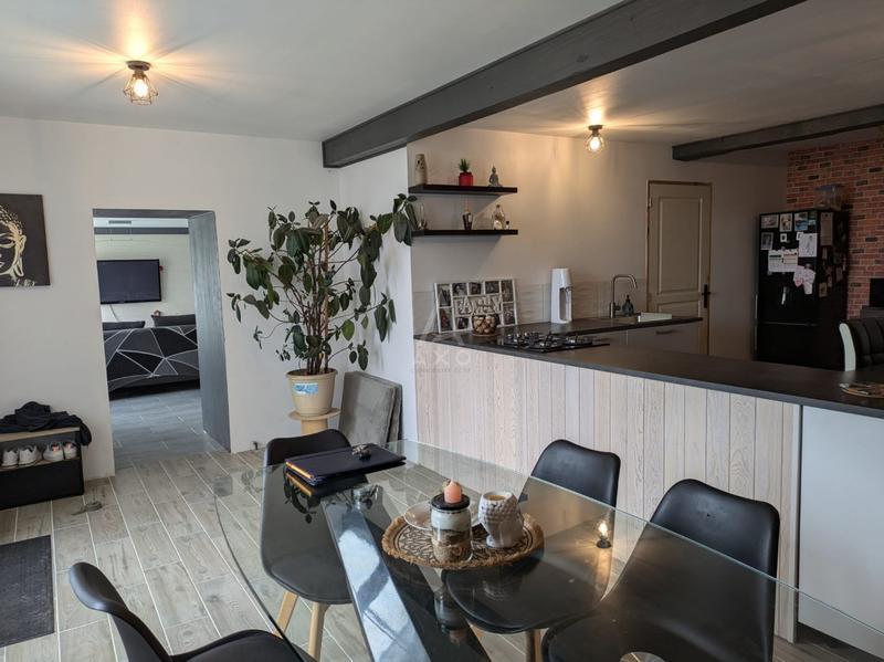 Maison de village - 210 m² - 5 pièces