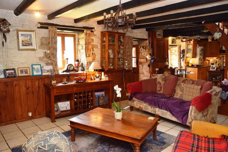 Maison - 140 m² - 8 pièces