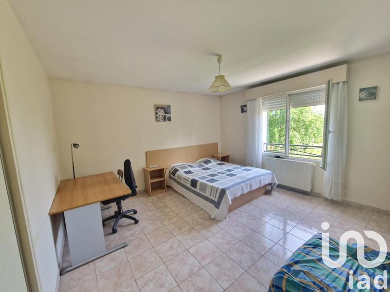 Maison - 206 m² - 7 pièces