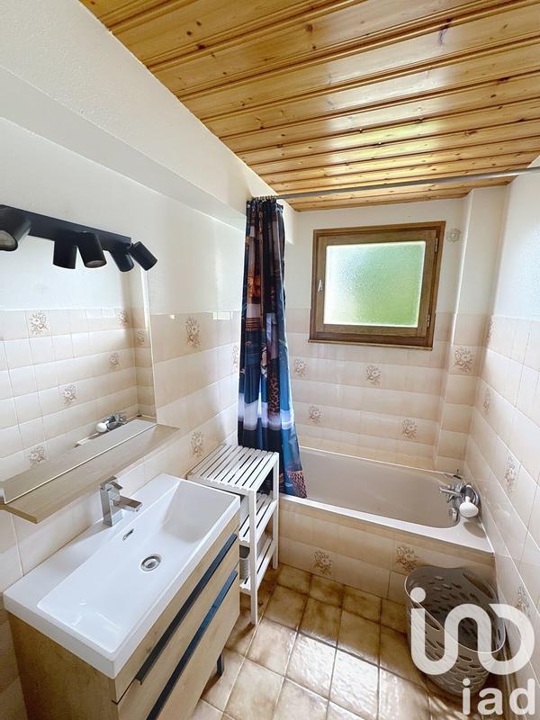 Appartement - 83 m² - 4 pièces