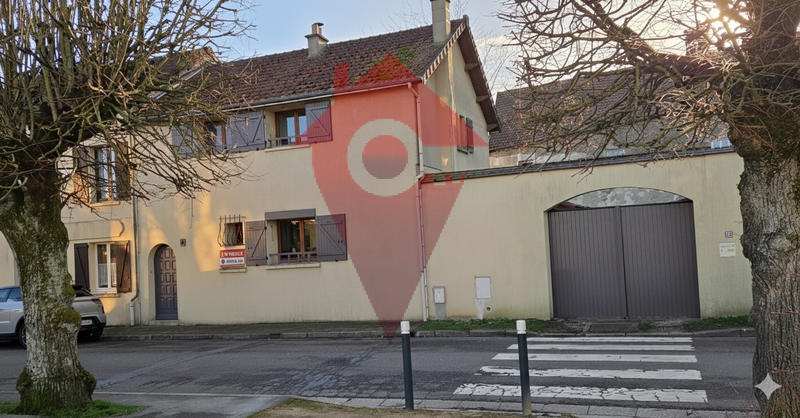 Maison - 110 m² - 5 pièces