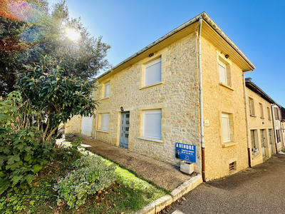 Maison - 160 m² - 9 pièces