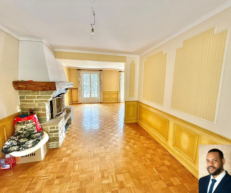 Maison - 200 m² - 7 pièces