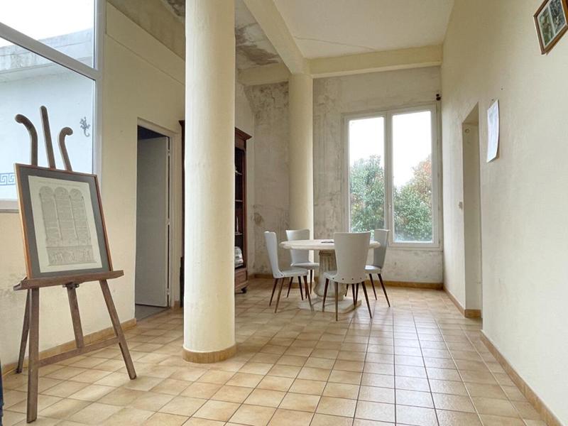 Maison - 213 m² - 10 pièces