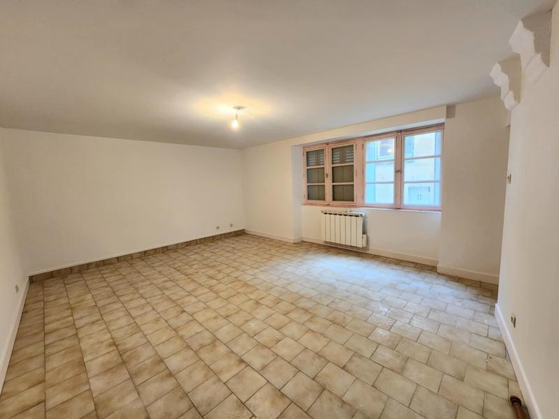 Appartement - 70 m² - 2 pièces