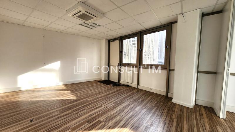 Bureau - 158 m²