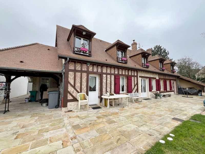 Maison - 261 m² - 8 pièces