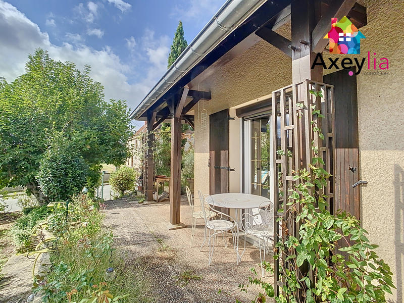 Maison - 123 m² - 7 pièces