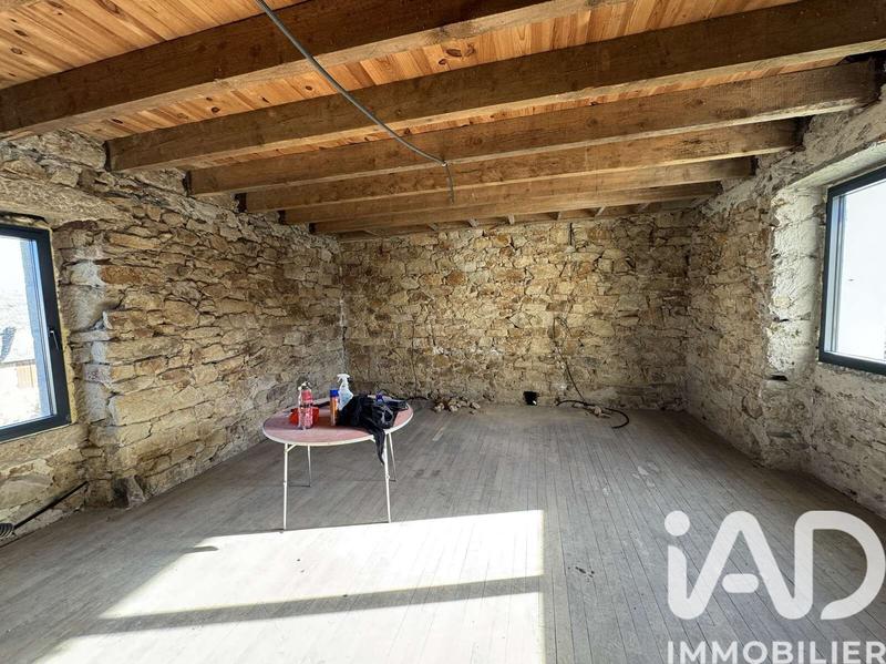 Maison - 200 m² - 6 pièces