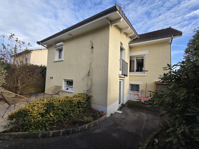 Maison - 114 m² - 7 pièces