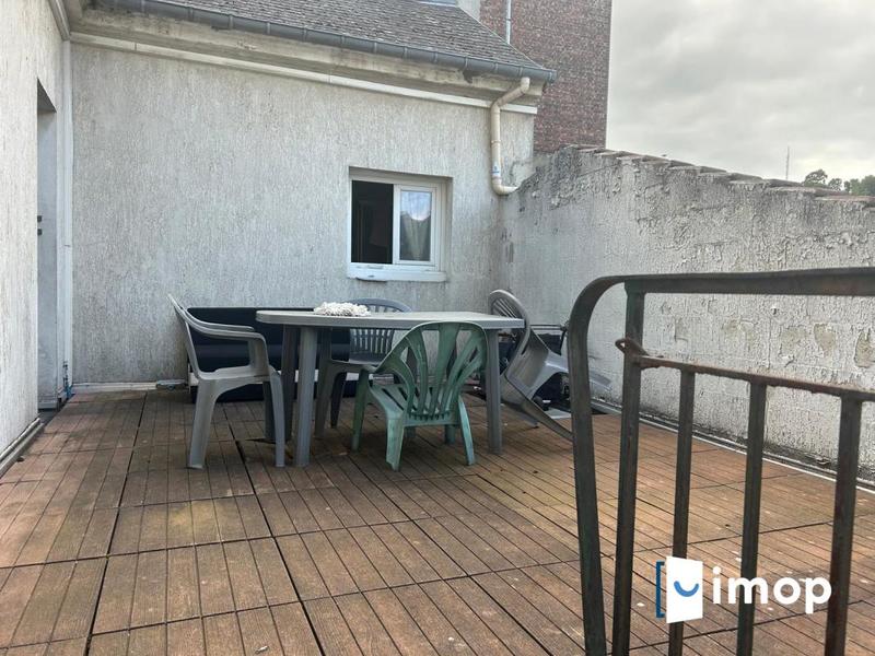 Local commercial - 140 m² - 6 pièces