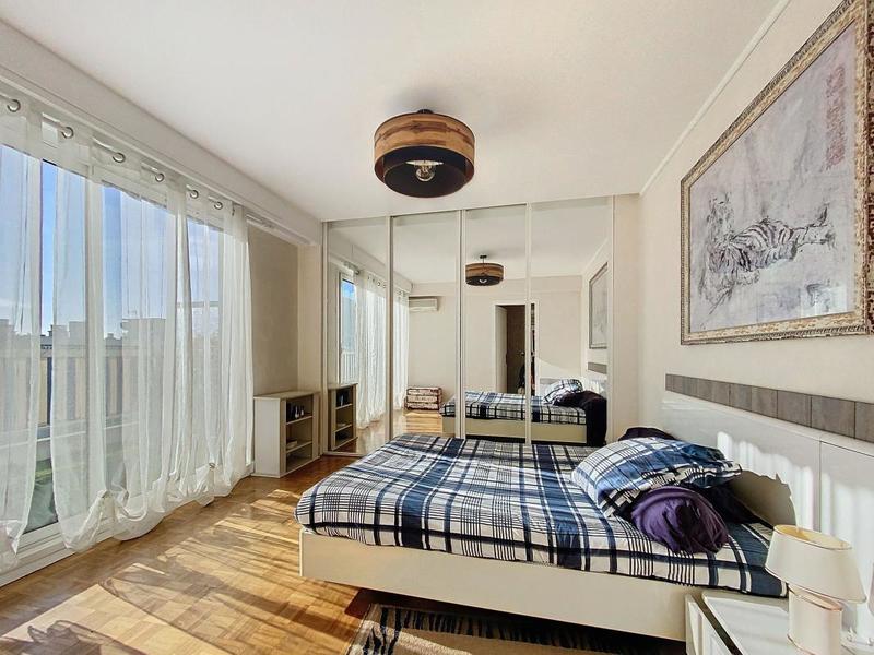 Appartement - 88 m² - 4 pièces